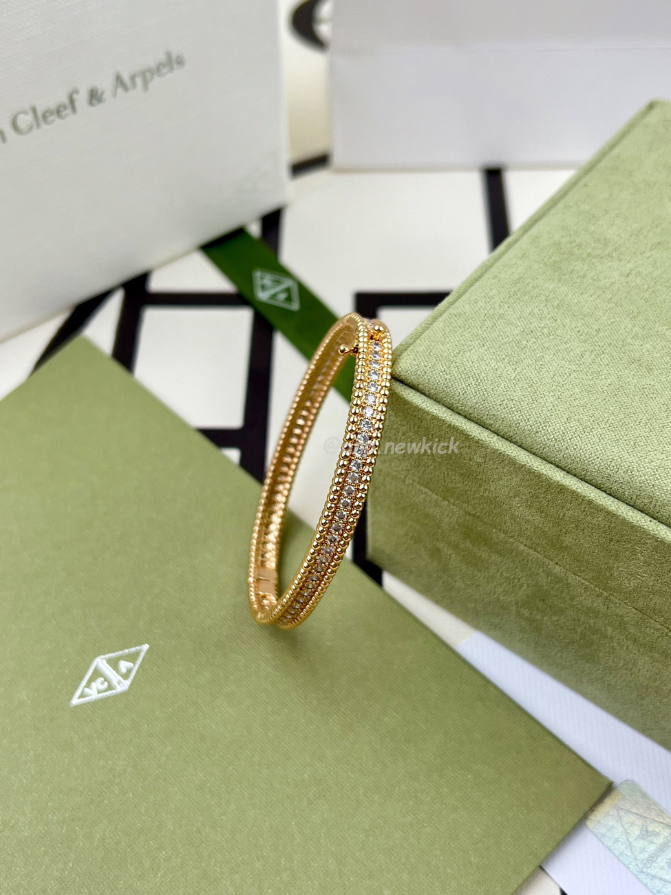 Van Cleef Arpels Full Diamond Bracelet (4) - www.newkick.org